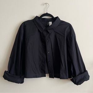 H&M CROPPED BUTTON DOWN